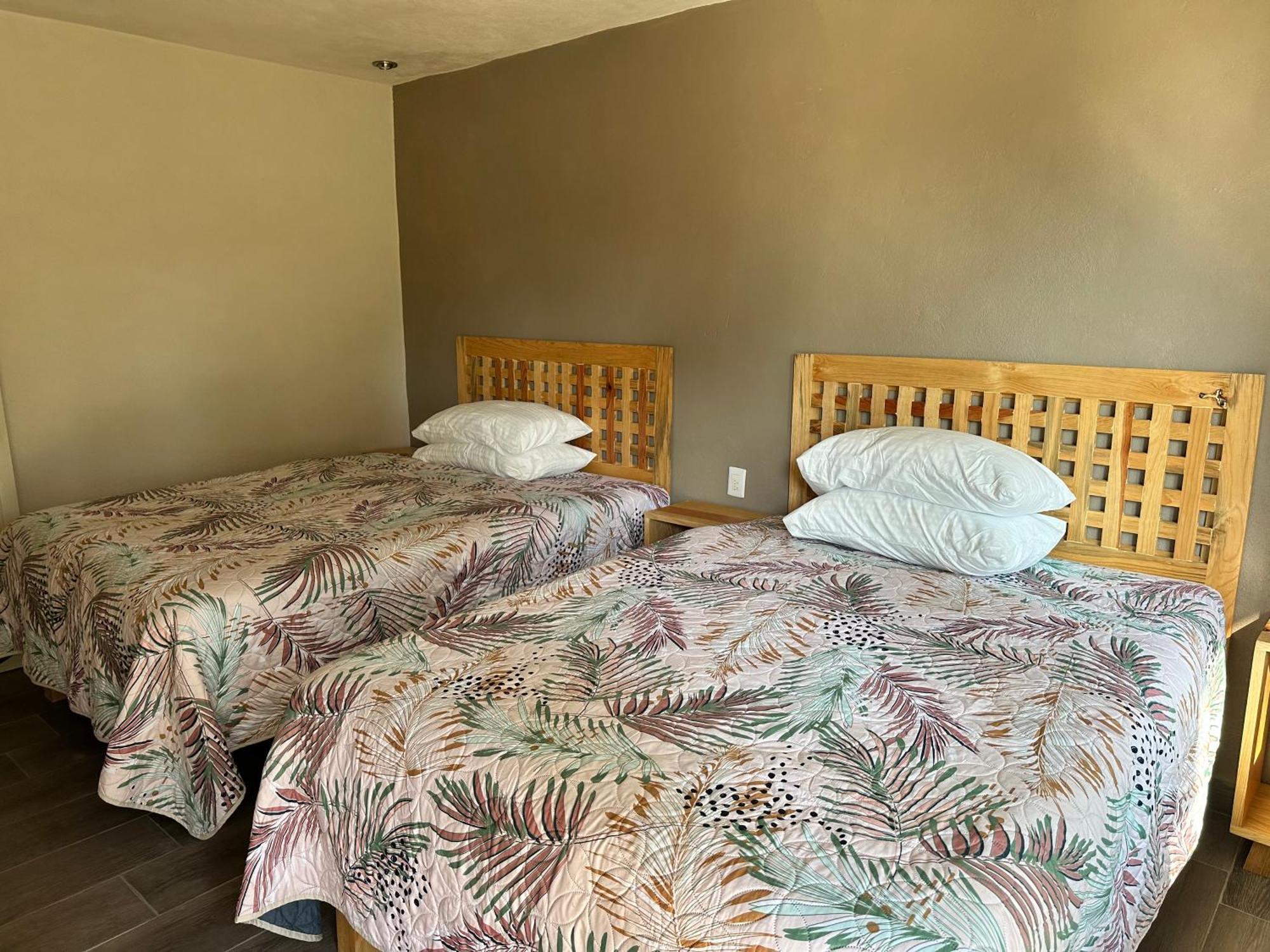 Hotel San Carlos 巴耶德布拉沃 外观 照片
